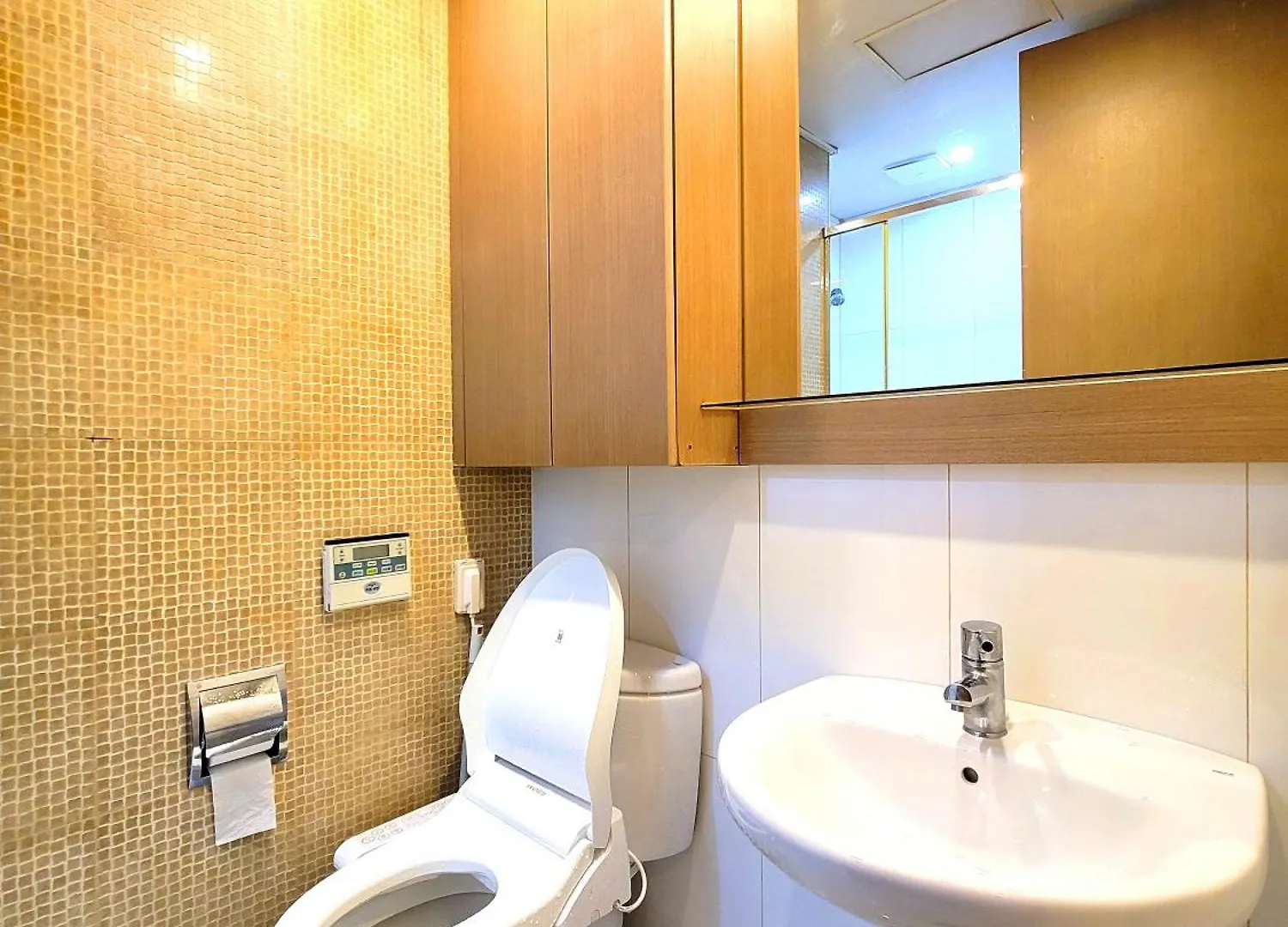 A Comfortable Gangnam House In The City Center سيول 0*,  كوريا الجنوبية
