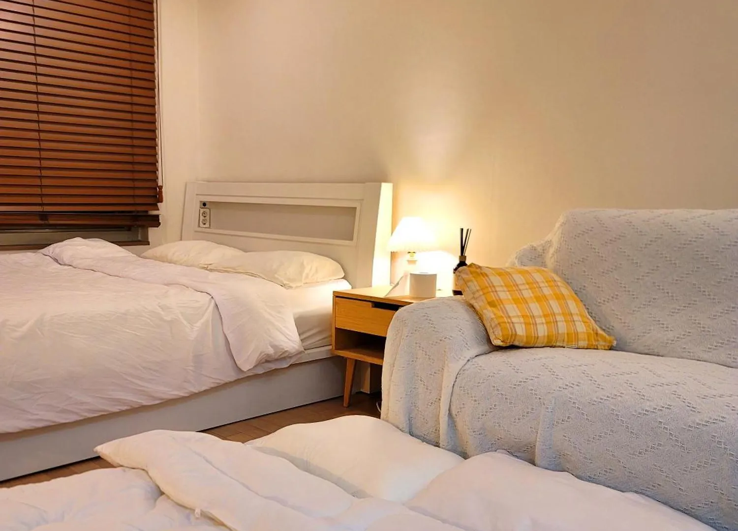 A Comfortable Gangnam House In The City Center Seoul 0*,